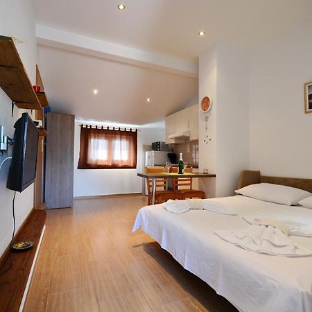 Studio Apartment Martin Zadar Exterior photo