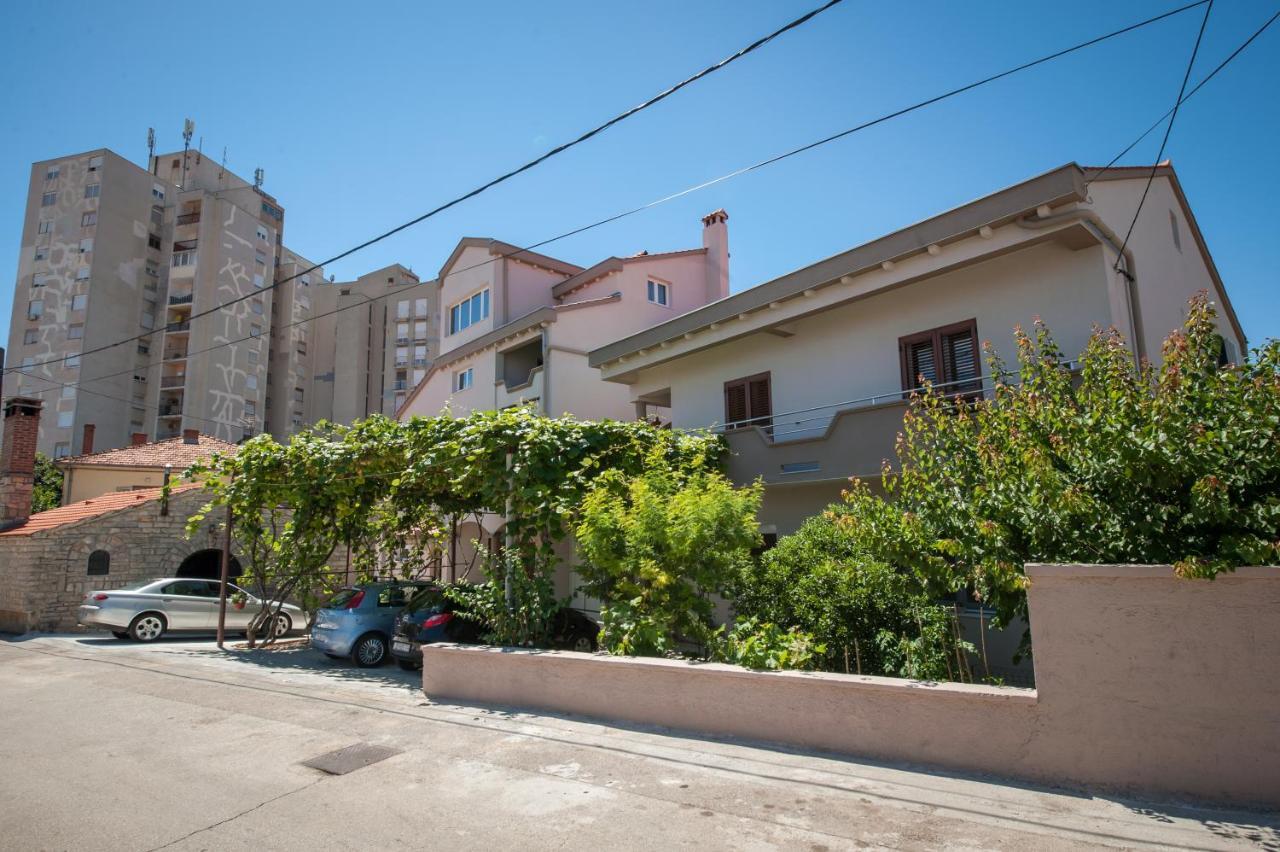 Studio Apartment Martin Zadar Exterior photo